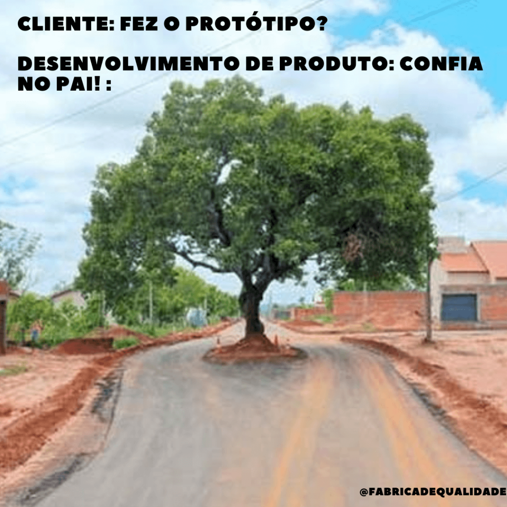 Meme sobre gestão de produtos.